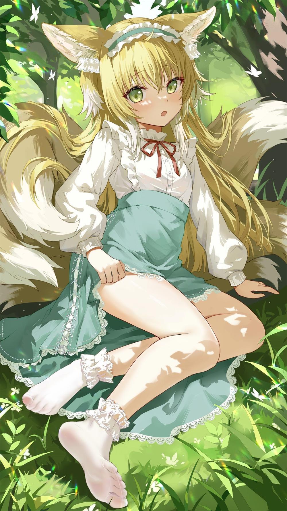 玉足美腿大姐姐,极致魅惑~| 触站画师作品精选【8月第3期】