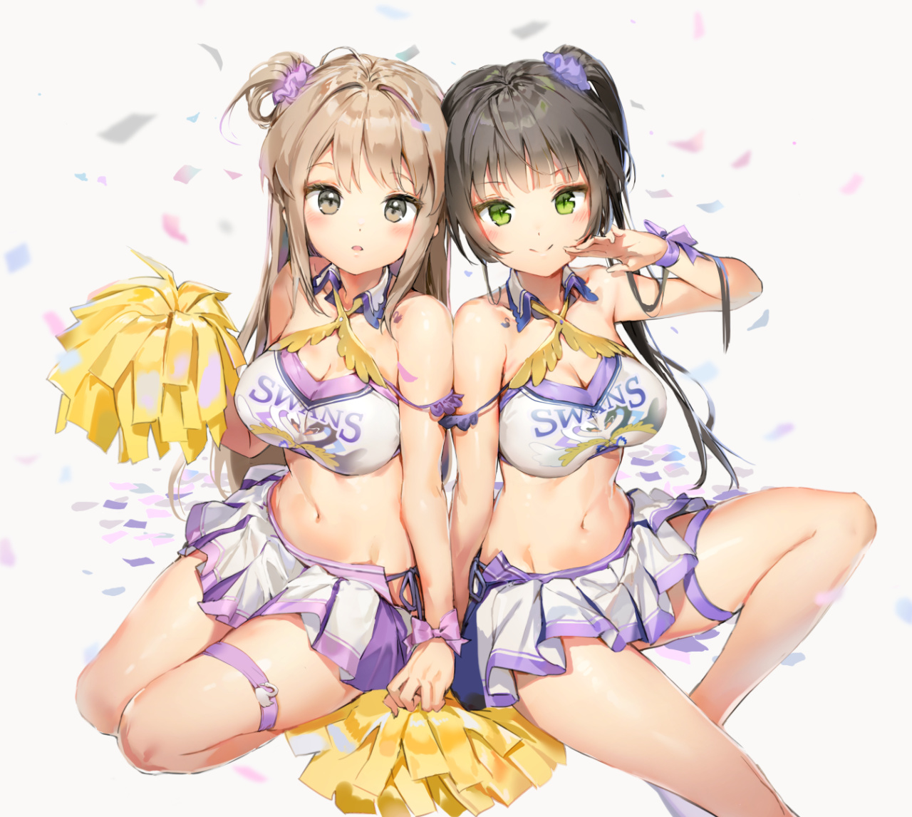 拉拉队女孩美图:露脐装火辣性感!眨眼笑阳光灿烂!