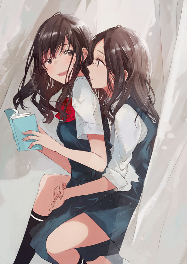 背心裙女孩美图:“背心裙”和“背心”的区别是?