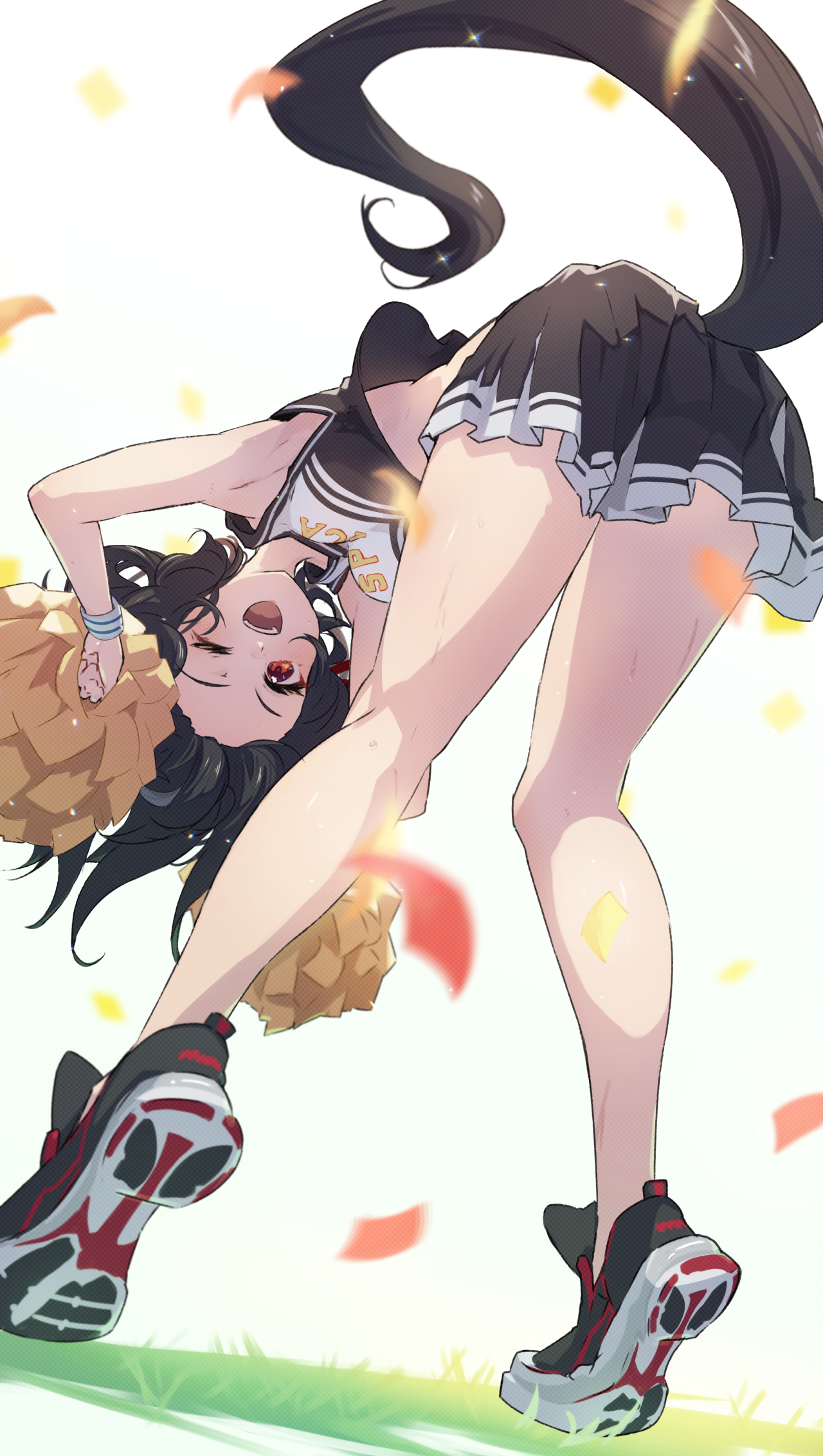 拉拉队女孩美图:露脐装火辣性感!眨眼笑阳光灿烂!