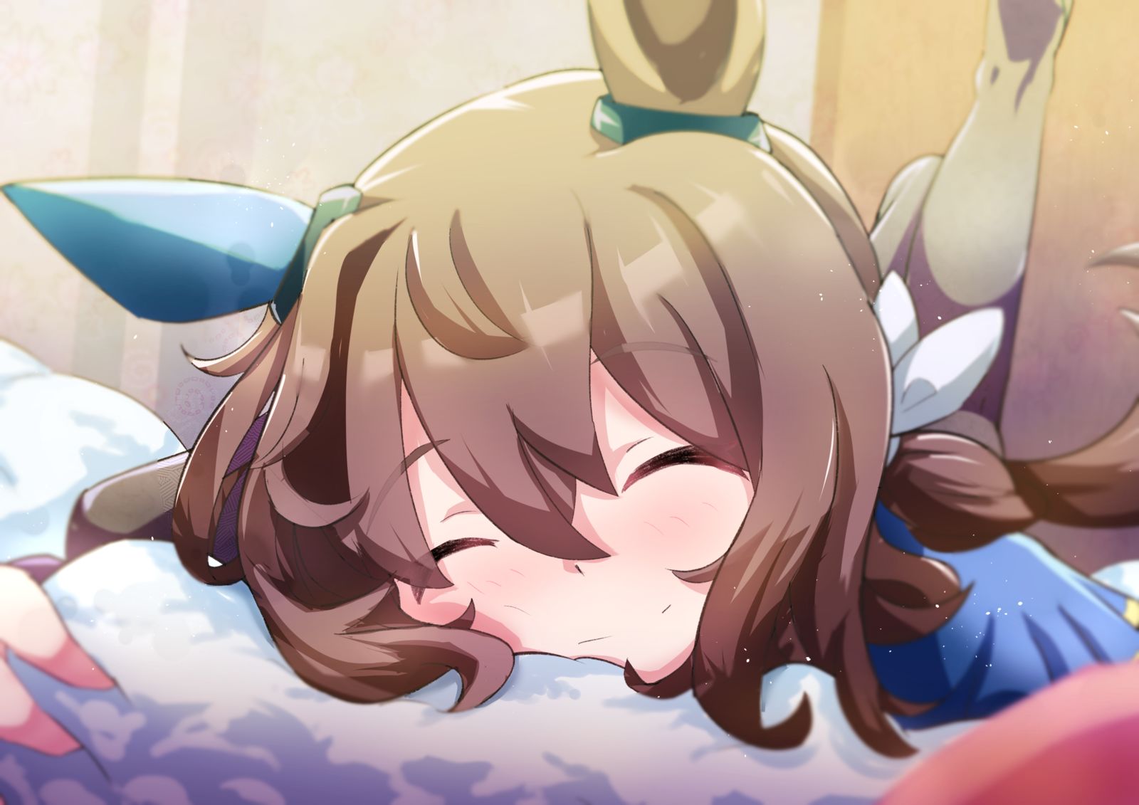 ふわふわ布団にありつくアヤベさん ふわふわ布団にありつくアヤベさん