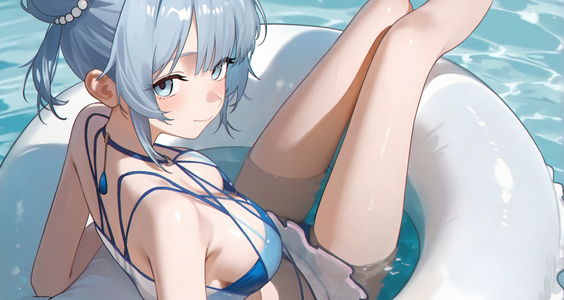 泳装女孩美图：夏日炎炎，泳装盛宴！
