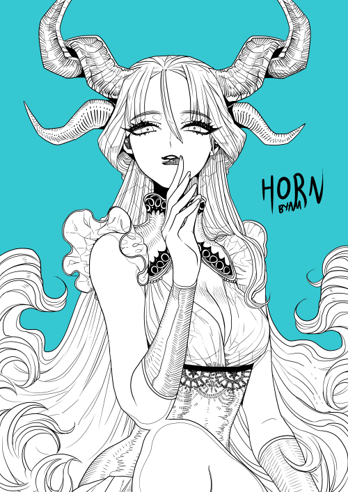 HORN [角]