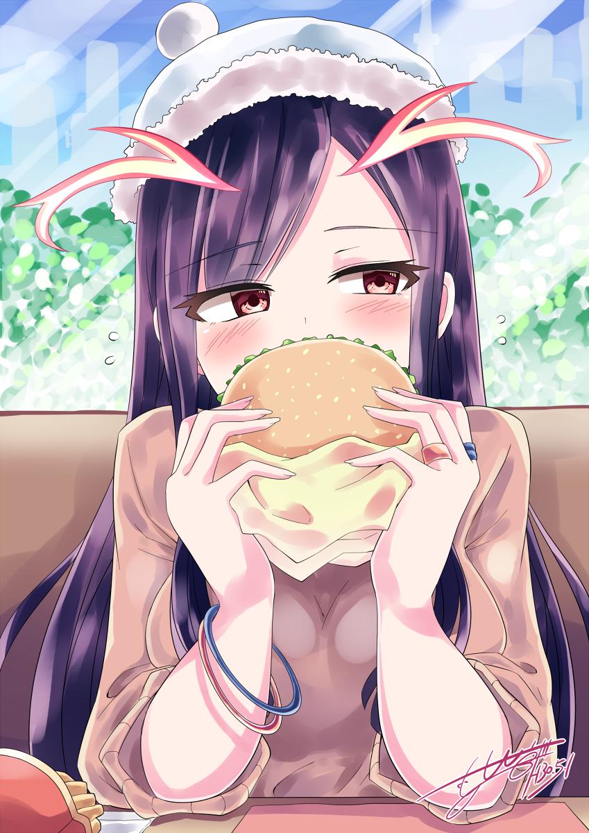 想让她和玛娜阿尼玛约会时吃第一个汉堡。插画图片壁纸