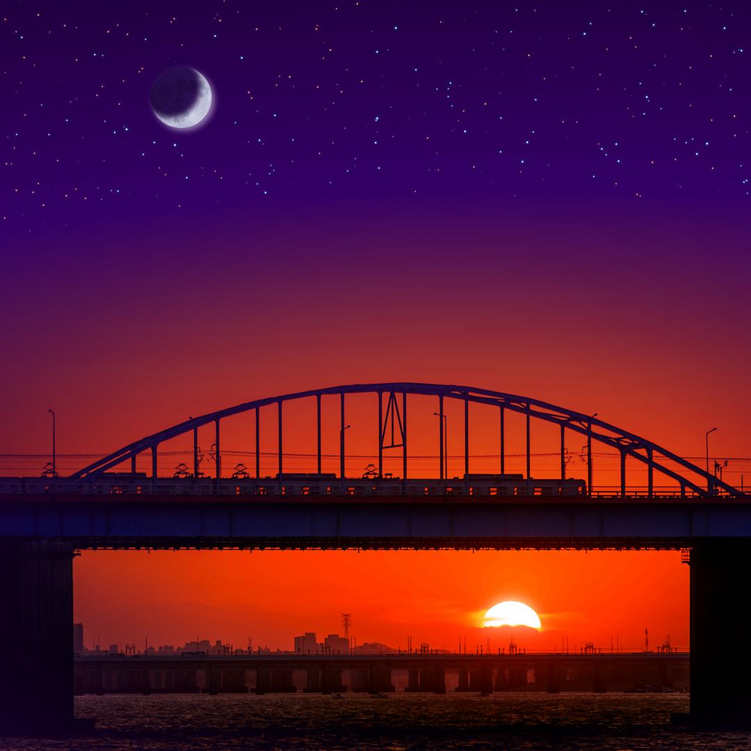 夕阳和夕月原创方图