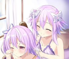 Neptune brushing Neppsy hair