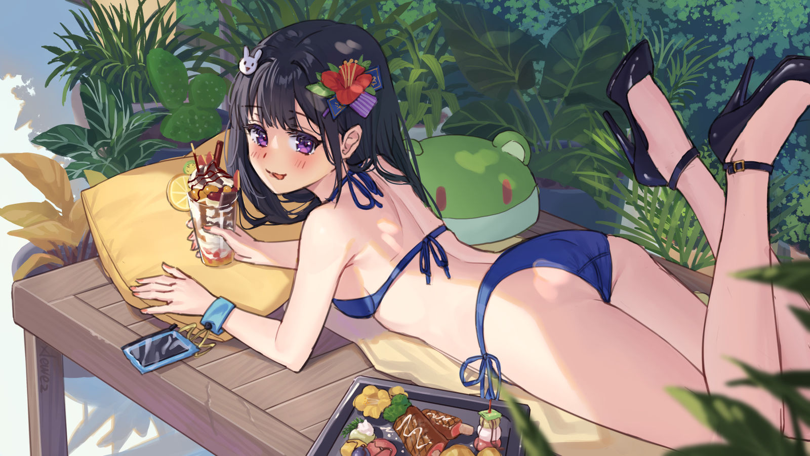 泳装