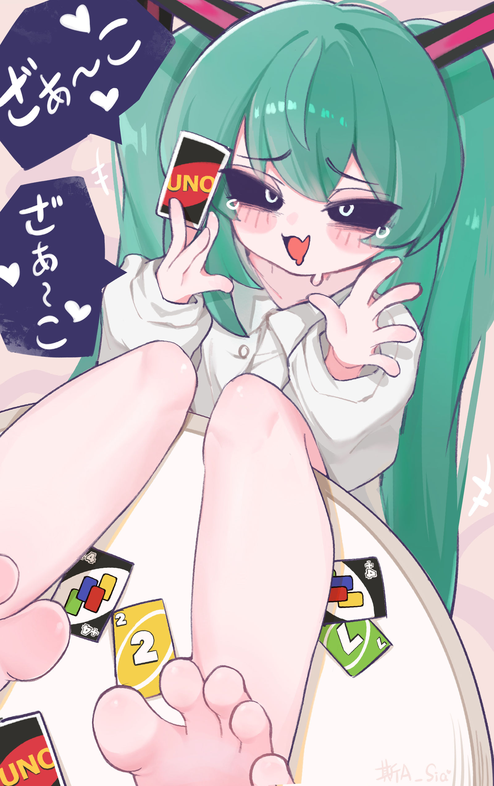 垫圈-戏弄人的小女孩裸足