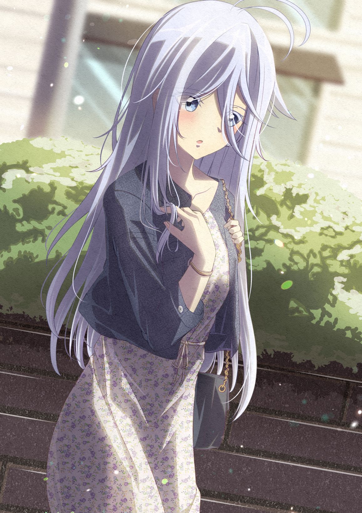 私服でレーナ・ミリーゼ
