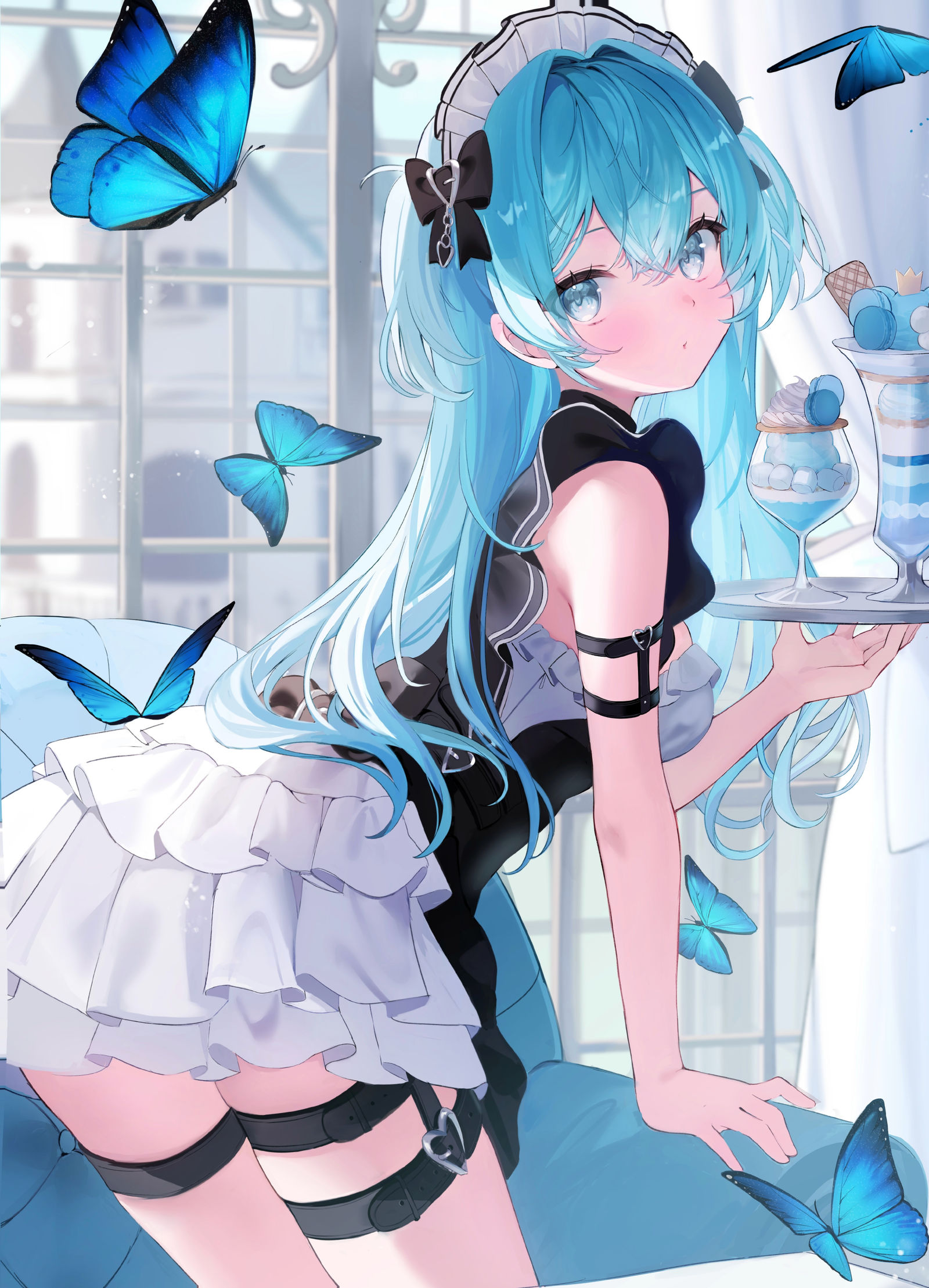 水色カフェメイド