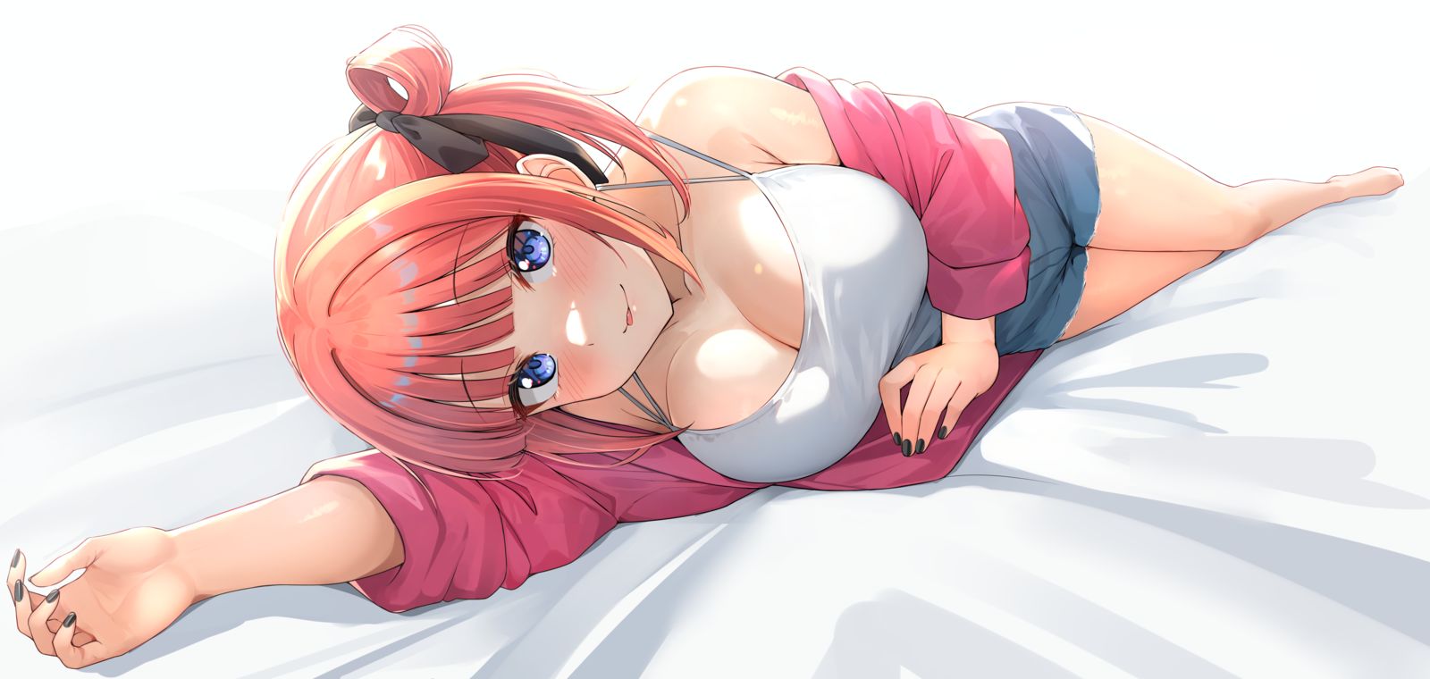 二乃　全身插画图片壁纸