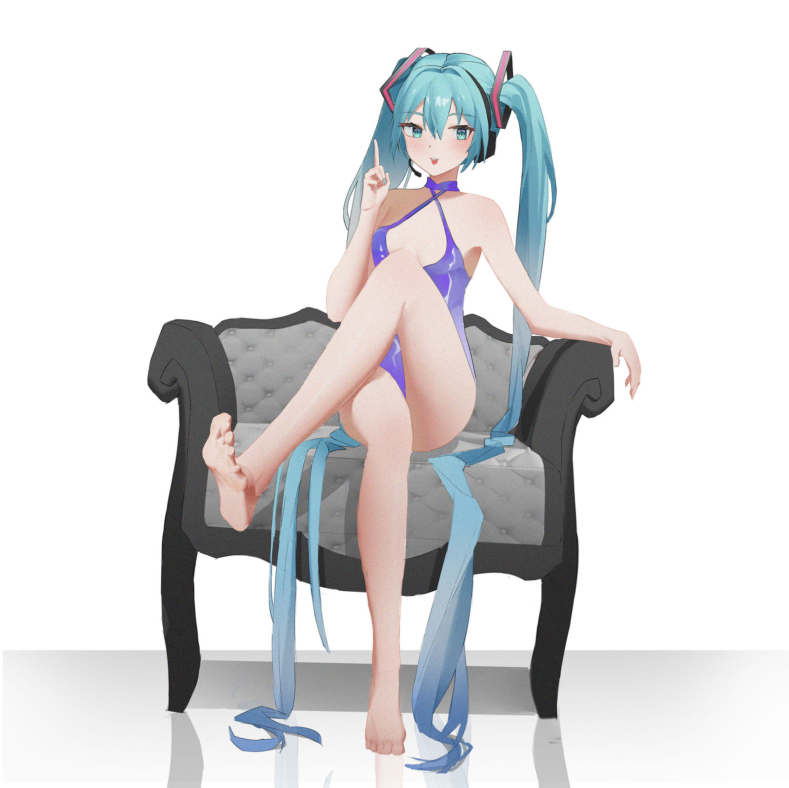 初音坐姿头像同人高清图