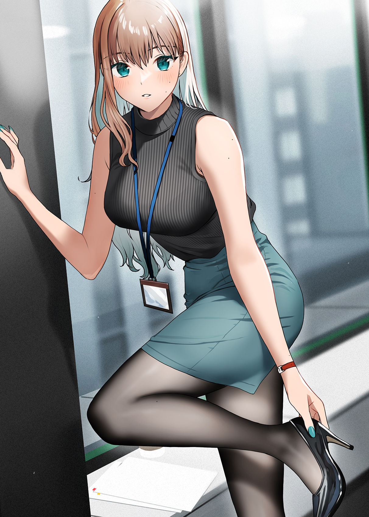 パンプスを履き直してる時に目が合った