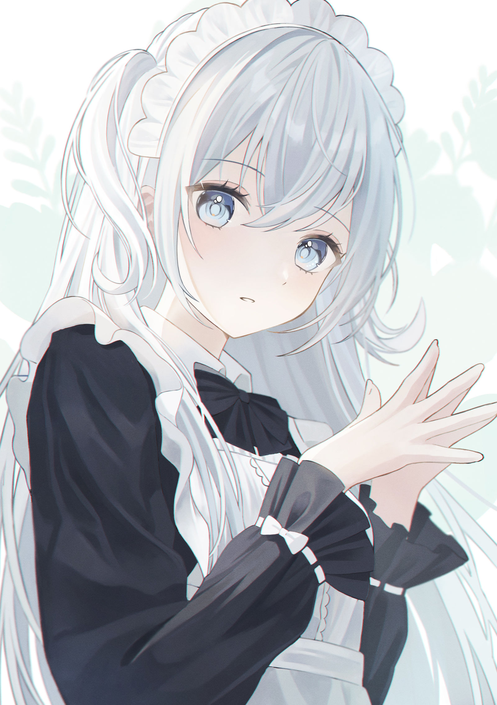 白髪メイドさん头像同人高清图