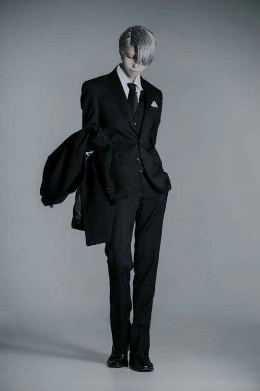 魅力十足的西装男姿势参考,从头到尾全都能学习