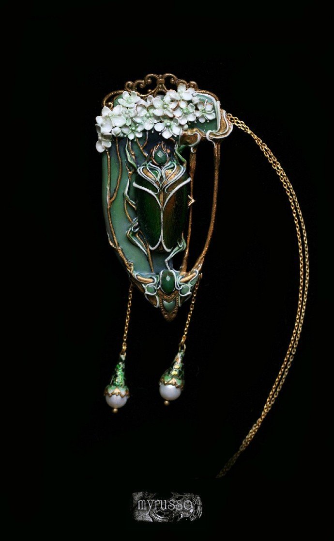 valeriamyrusso的珠宝设计